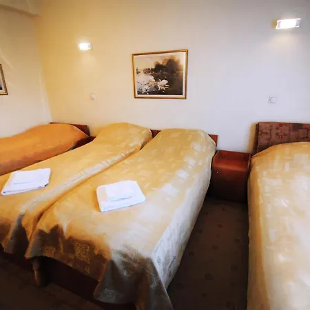 VIP Hotel SKOPJE - New Management-3
